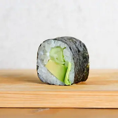 Maki pepino y aguacate