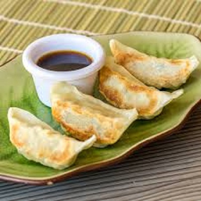 Gyoza de carne a la plancha (4und)