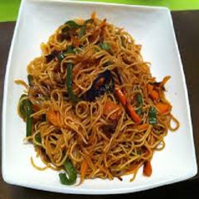 Tallarines con vegetal